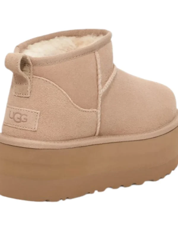 UGG Bota Classic Ultra mini plattform sand- Botas
