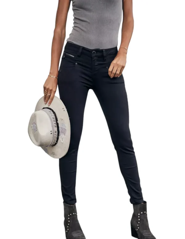 FREEMAN Pantalón Alexa High- Pantalones Y Shorts